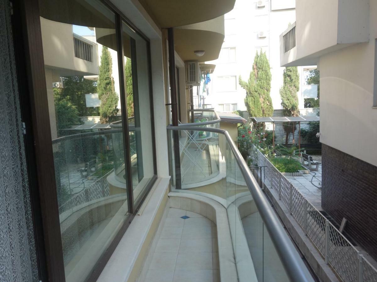 Sea Garden Marina 2 Apartment Varna Exterior foto